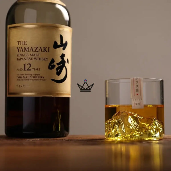 3D-Berg-Whiskyglas in Holzbox — GIPFEL – 3/8