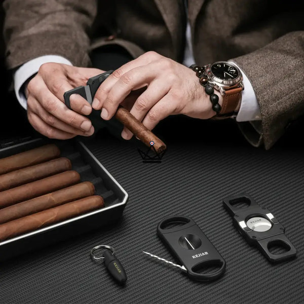 New Origin Zigarren-Reiseetui — Tragbarer Mini-Humidor, Hygrometer & 5 integrierte Accessoires – 10/16