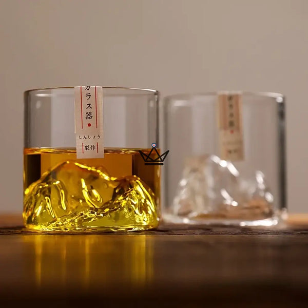 3D-Berg-Whiskyglas in Holzbox — GIPFEL – 2/8