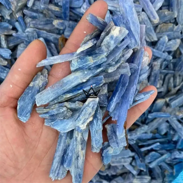 Rohe Mineralien zum Sammeln, 4er-Pack Steine nach Wahl oder 100-g-Beutel — LITHOS, Blauer Kyanit / Beutel 100 g