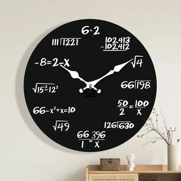 Mathematische Wanduhr, schwarzer Hintergrund, lautlos - ALGORA