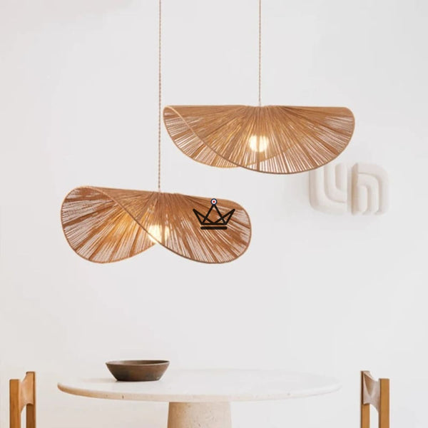Hängeleuchte FOLIA — handgeflochtenes Rattan, Blattform