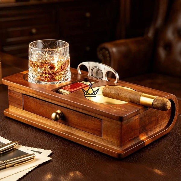 Aschenbecher für Zigarren aus Massivholz mit Whisky-Halter und Schublade — Whisky Butler – 10/15