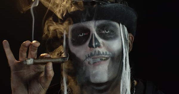 Fumeurs de Cigares d'Halloween : Costumes Uniques pour les Amateurs de Havane