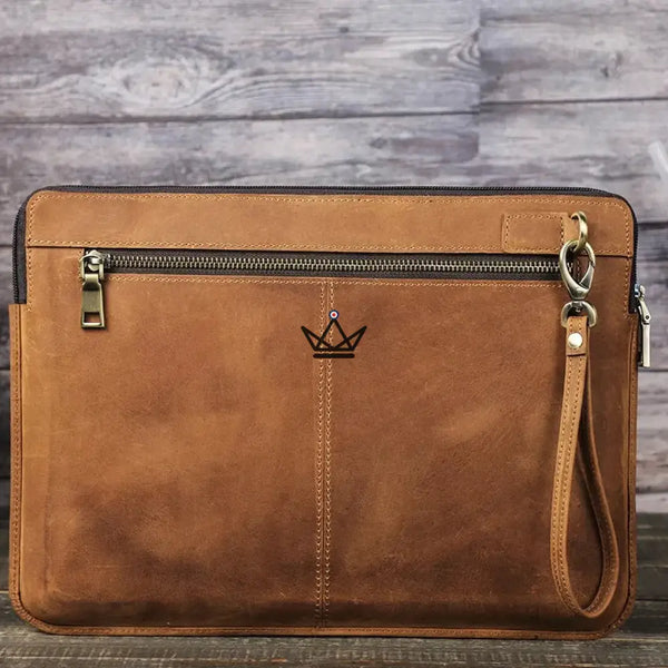 Personalisierbare Lederhülle für MacBook AIR & PRO – Voyageur Centurion