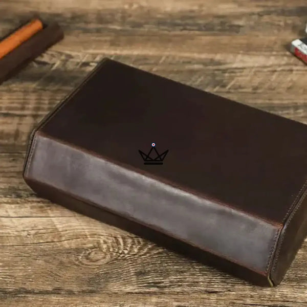 Etui de voyage personnalisable pour montre automatique en cuir - Voyageur Hexagone - ["Maroquinerie Personnalisable"] - etui montre personnalisable - Cadeau, Noël, Anniversaire, Original, Fête des pères, fête des mères - Atelier Atypique