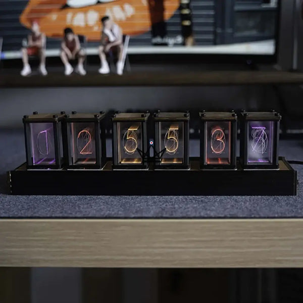 Nixie-Röhrenuhr aus Walnussholz, 6 Ziffern - ANODIA
