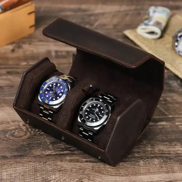 Etui de voyage personnalisable pour montre automatique en cuir - Voyageur Hexagone - ["Maroquinerie Personnalisable"] - etui montre personnalisable - Cadeau, Noël, Anniversaire, Original, Fête des pères, fête des mères - Atelier Atypique