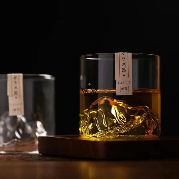 Verre à whisky montagne 3D en coffret bois - SOMMET - ["maj-desc","maj-filtre"] - verre whisky - Cadeau, Noël, Anniversaire, Original, Fête des pères, fête des mères - Atelier Atypique