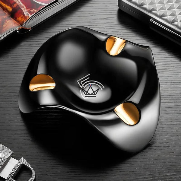 Cendrier à Cigare en Céramique - Éclipse Elégance